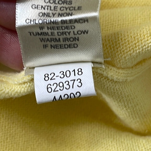 J.Jill Women’s Yellow Long Sleeve Sweater Top Sz XL 2 Button V Neck Comfy - Picture 11 of 11